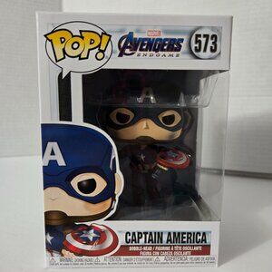 Pop! Avengers Endgame - Captain America w Mjolnir and Broken Shield #573